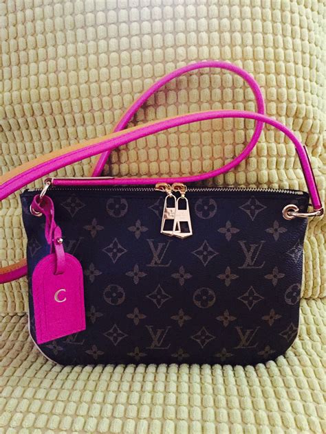 louis vuitton crossbody strap bag.